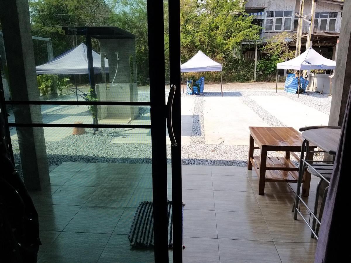 บ้านทะเลอิ่มเอม Bann Talay Im Eimm Banphe Kültér fotó