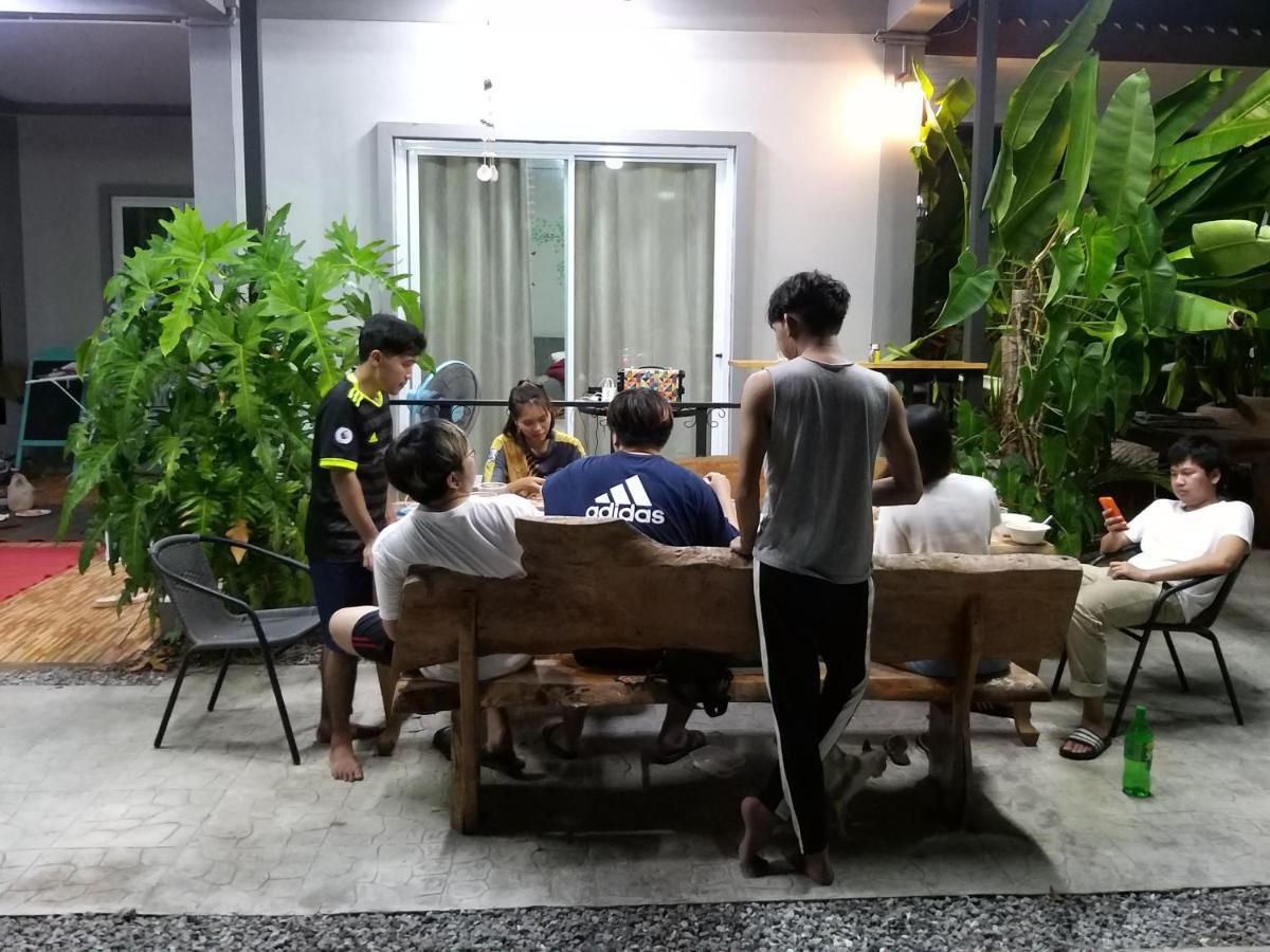 บ้านทะเลอิ่มเอม Bann Talay Im Eimm Banphe Kültér fotó